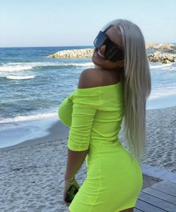 Аппетитная и игривая, я готова принять тебя в своей уютной обитель. Без комплексов и ограничений, всегда рада новым знакомствам. Звони мне и мы окунемся в мир наслаждений вдвоем. 8465, 27 лет